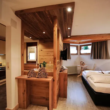 Apart Almrausch Ischgl Room photo